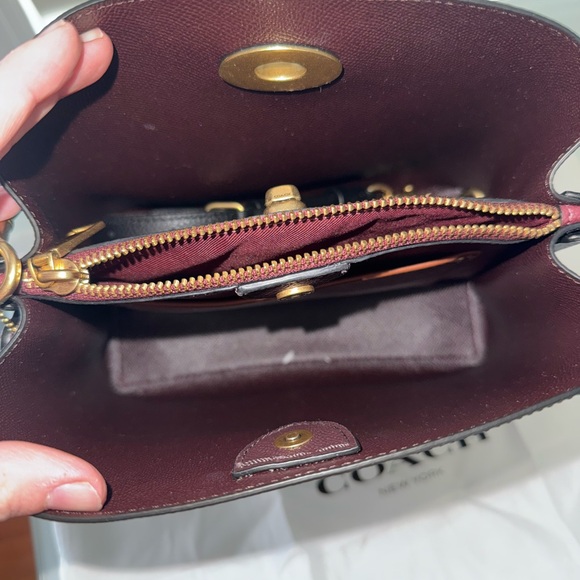 COACH C3916 Willow Bucket Bag Black Polished Pebble Leather Crossbody Shoulder - Picture 6 of 8